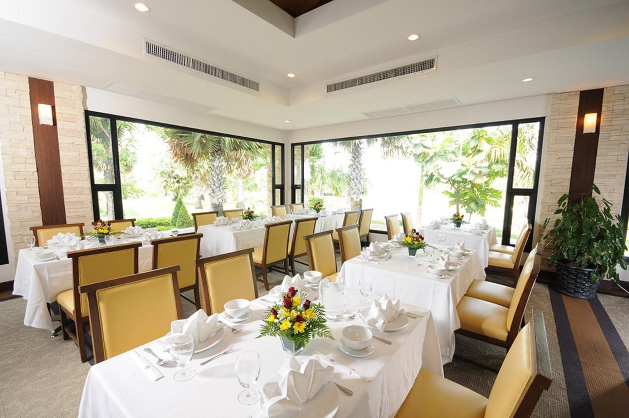Suwan Golf & Country Club Guest House Nakhon Chai Si Екстериор снимка
